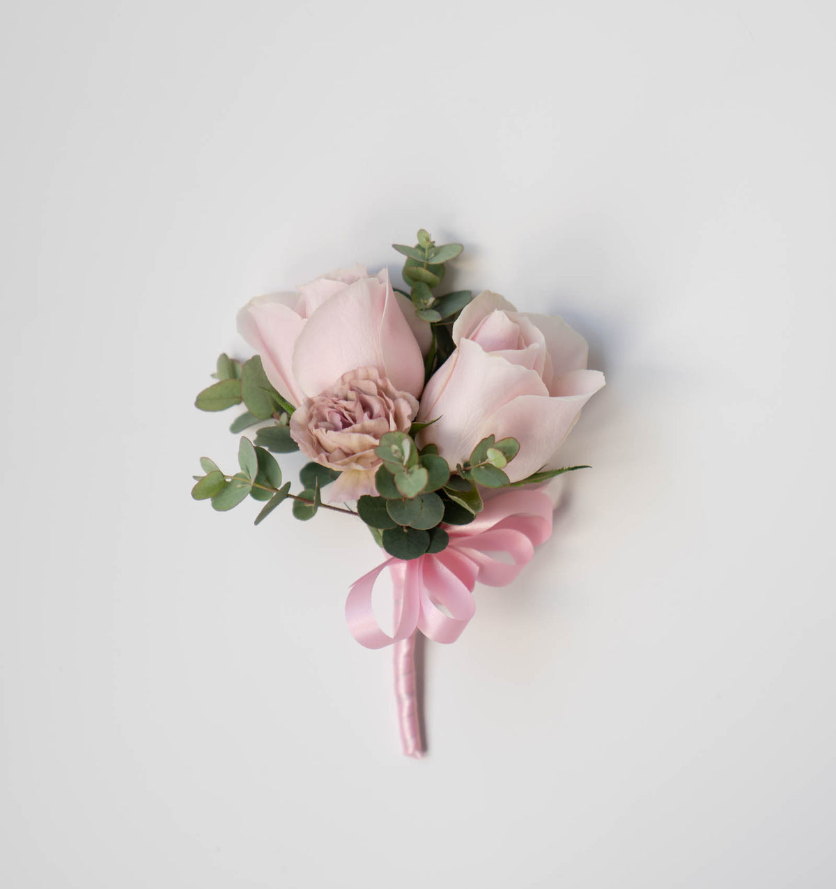 ご新郎様ブトニア|生花|結婚式|ブライダル