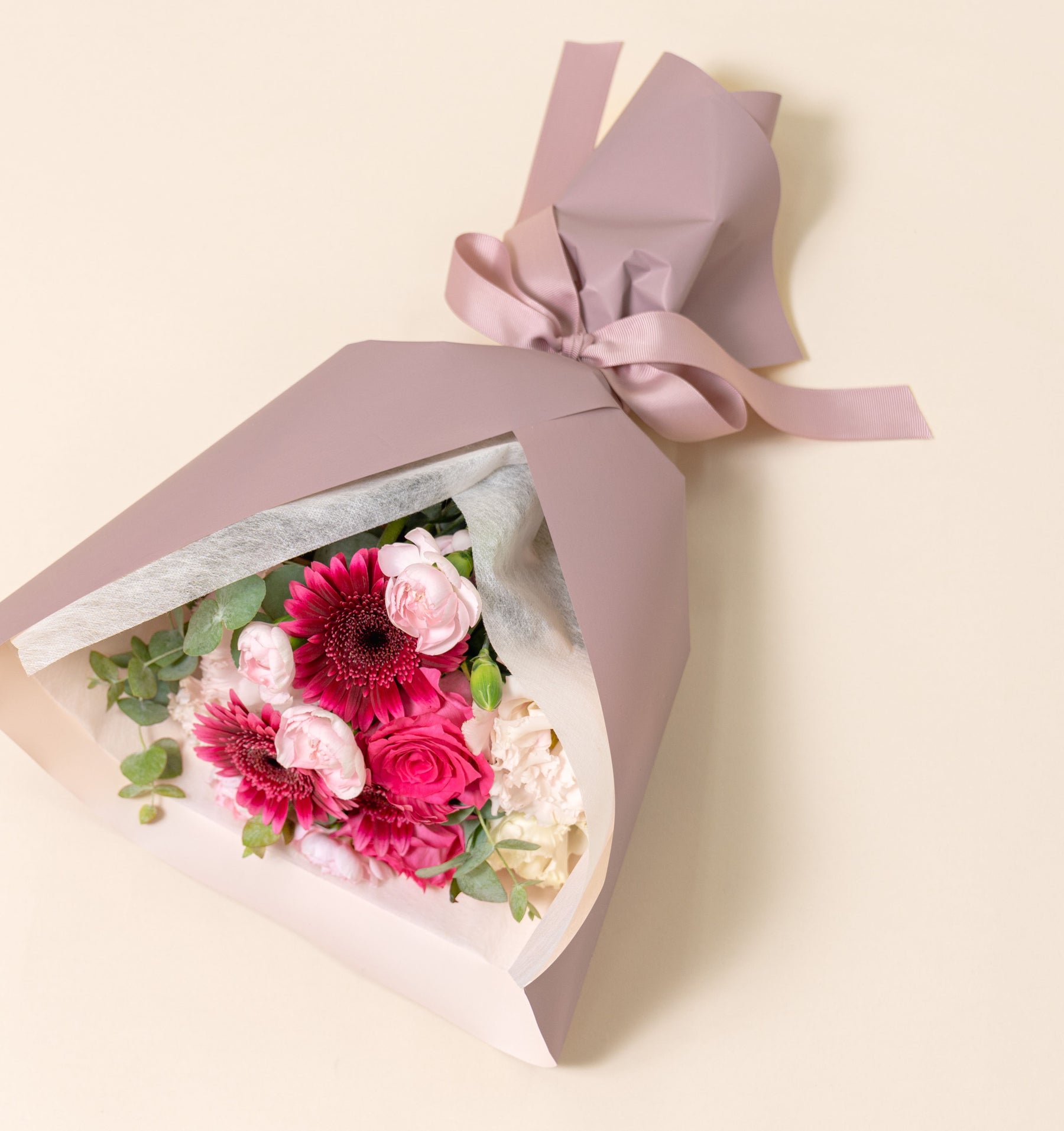 ブライトピンクの花束 ブーケタイプ size:S