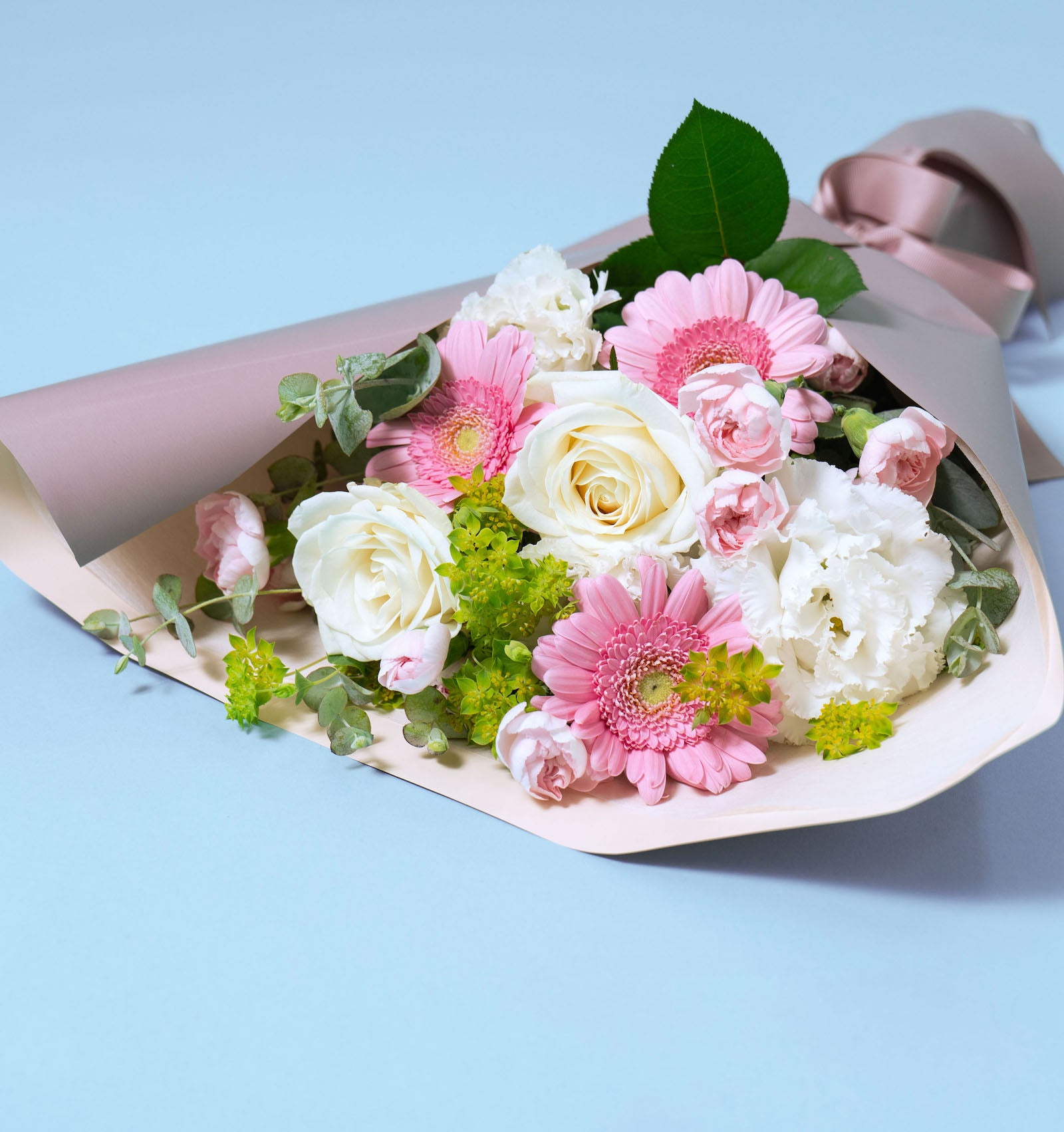 ナチュラルピンクの花束 贈呈タイプ size:S