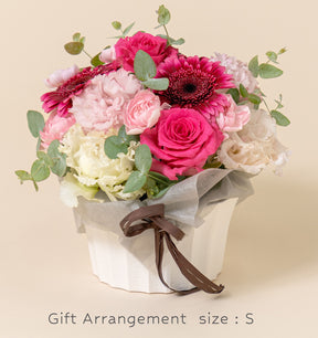 ブライトピンクのお花　アレンジメント size:S