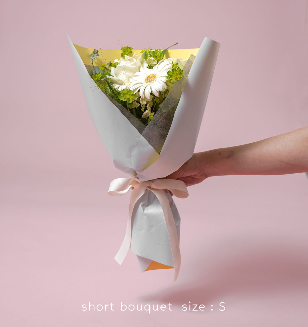 ナチュラルグリーンの花束 ブーケタイプ　size:S